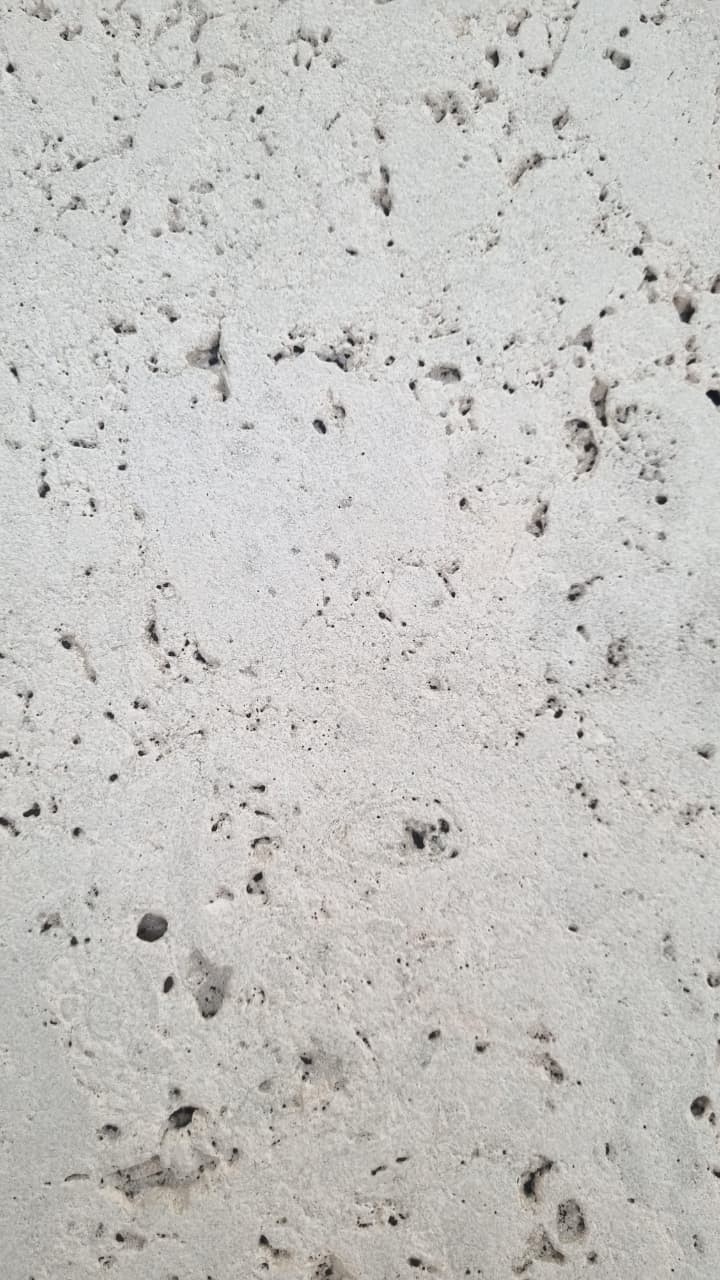 CORAL WHITE